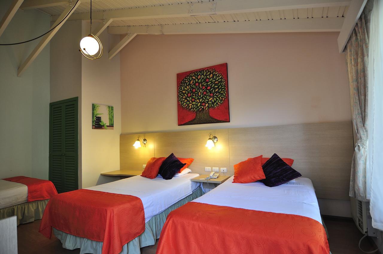 Hosteria Canoa Esterno foto